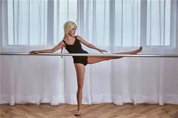 b cup 4.9ft love doll