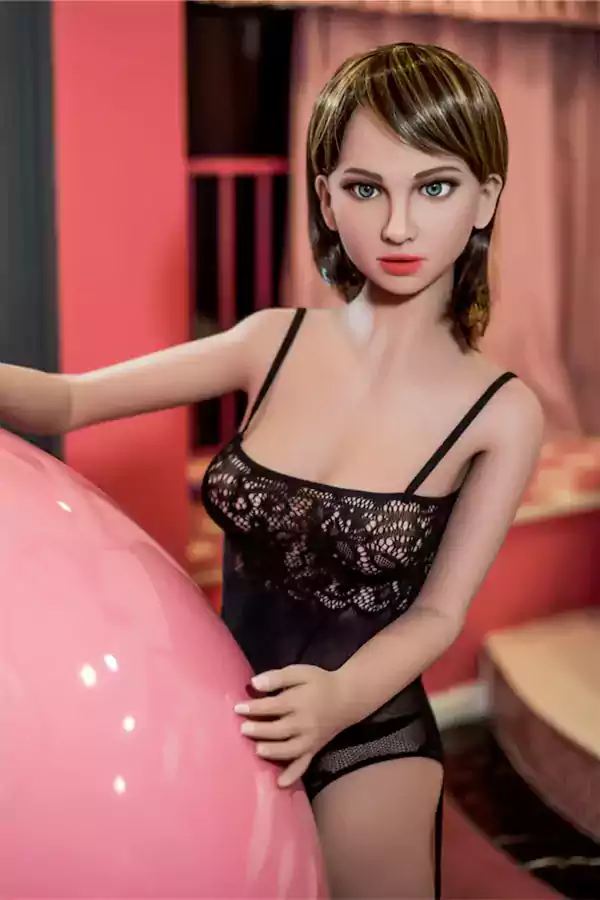 Introduce Your Sex Doll to Your Significant Other at the Right Opportunity